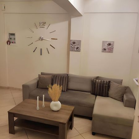 Apartament Ομορφο Διαμερισμα Στο Κεντρο Της Πολης Με Παρκιν Tríkala Zewnętrze zdjęcie