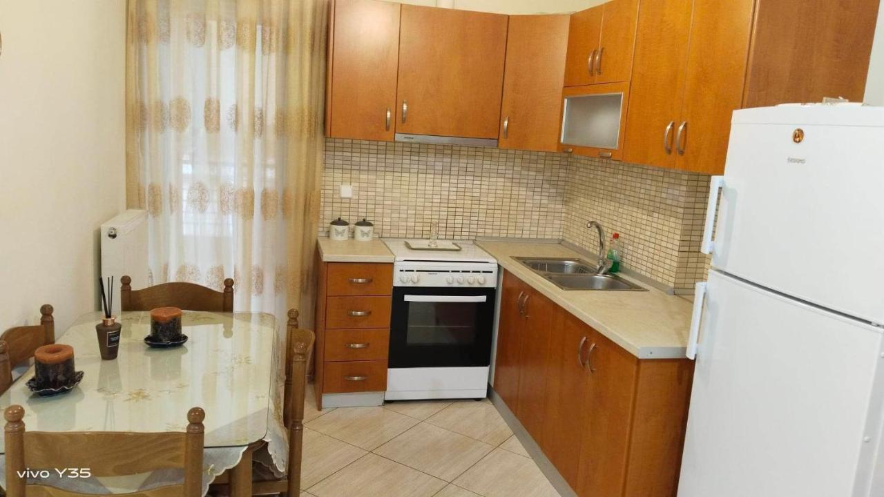 Apartament Ομορφο Διαμερισμα Στο Κεντρο Της Πολης Με Παρκιν Tríkala Zewnętrze zdjęcie
