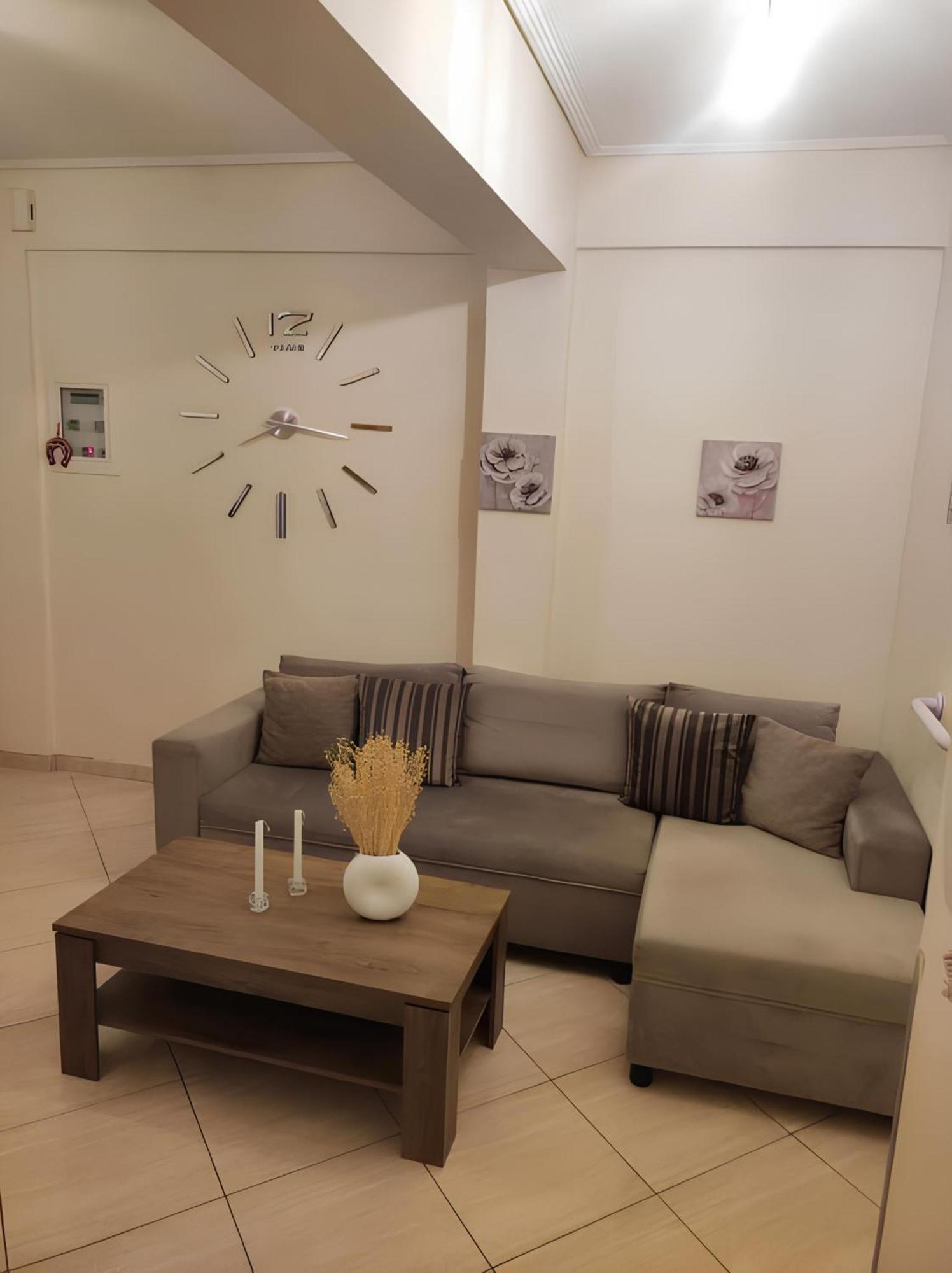 Apartament Ομορφο Διαμερισμα Στο Κεντρο Της Πολης Με Παρκιν Tríkala Zewnętrze zdjęcie