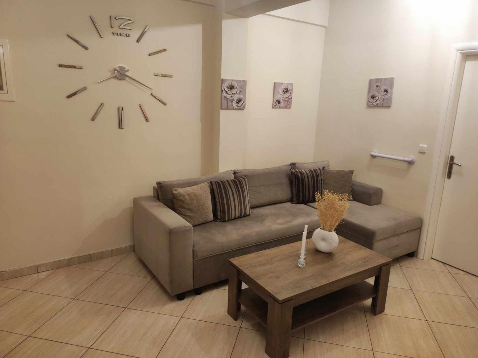 Apartament Ομορφο Διαμερισμα Στο Κεντρο Της Πολης Με Παρκιν Tríkala Zewnętrze zdjęcie